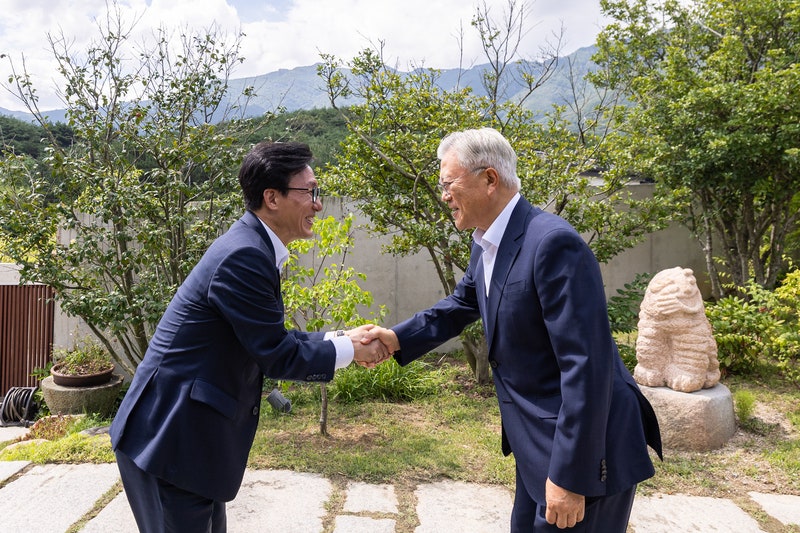 <b>문재인</b> "당원끼리 내상이 깊은 것 같다" <b>김민석</b> "혐오 난무하지 않게 역...