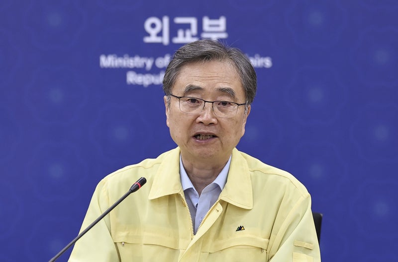 [속보] <b>조현</b> 외교장관, <b>네팔</b> 전격 <b>방문</b>…한국인 실종자 수색 지원 요청