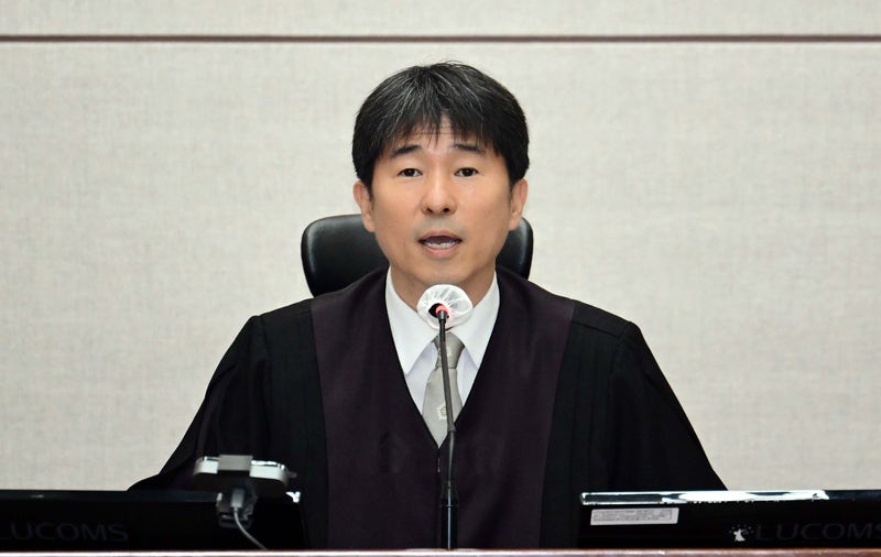 '술접대 의혹' <b>지귀연</b> 판사, 동기 재판관 피했다… 법원 "공정성 오해 차...