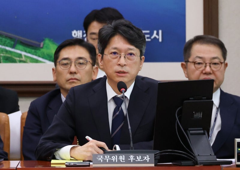 <b>홍지선 국토부장관 취임</b>…주택공급 실행력·균형발전 시험대