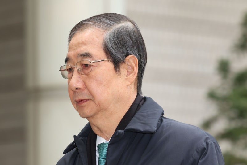 <b>한덕수</b> "尹 <b>계엄</b>선포 만류"...헌재 위증은 인정