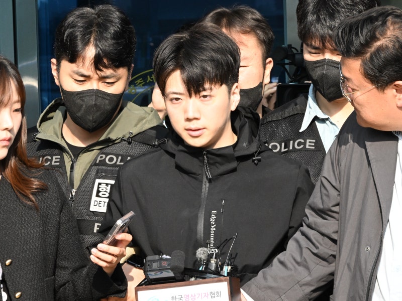 장윤기 증거 폐기한 ‘경찰父’...‘친족 특례’ 수술대로
