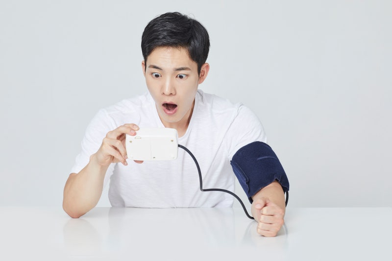 청년 고혈압, 8년 새 68%↑...혼자 사는 30대男 '비상’