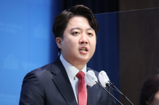 <b>이준석</b> "<b>김기현 2주</b>내 정리될 것… 한동훈이 당 비대위로"