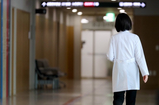 정부, <b>의협 압수수색</b> 관련 "의사 압박 조치 아냐"