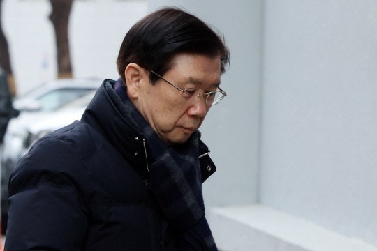 <b>박종준</b> "尹정부 요인 대부분 비화폰 보유…출범과 동시에 사용"