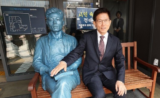 <b>김문수</b>-<b>나경원</b> <b>연대</b> 신호탄?…오늘 '햄버거 회동'