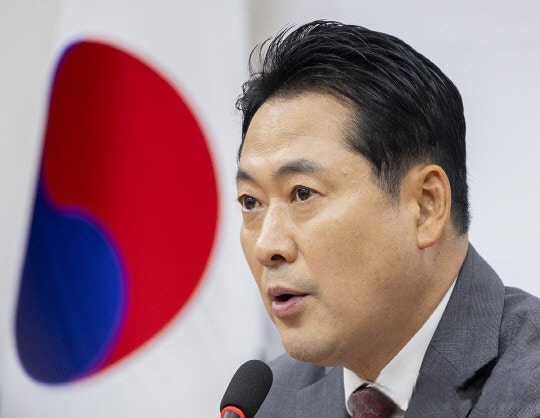 장동혁 "<b>국정자원 화재</b>로 온 국민 피해…<b>소상공인</b> 대목 장사 망쳐"