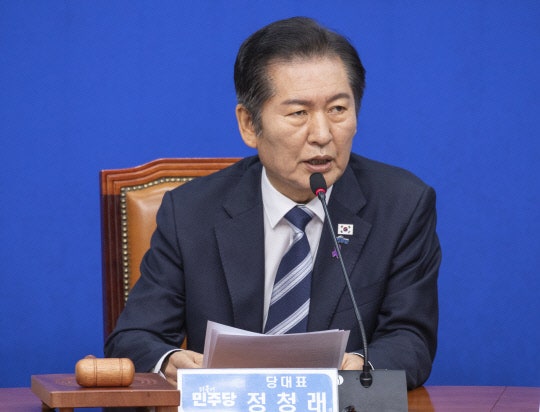 <b>정청래</b> "<b>한미 협상</b> '엑설런트'…이 대통령, 참 똑똑한 협상가"