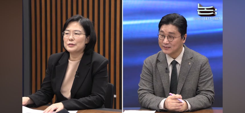 9일 '김어준의 겸손은힘들다 뉴스공장'에 업로드되는 '정준희의 논'에 출연한 김지미(왼쪽) 특검보.김어준의 겸손은힘들다 뉴스공장 캡쳐