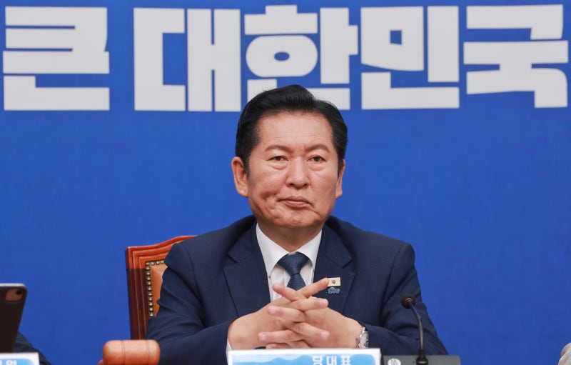 정청래 "내 입으로 적통의 '적'자도 꺼낸 적 없어…소모적인 논쟁 그만하자"