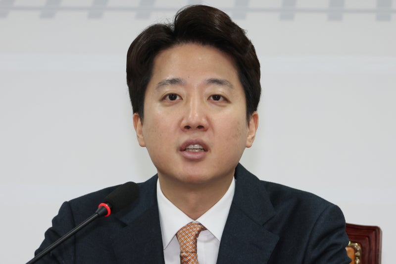 이준석 "李대통령 3대 메가 프로젝트 민주 전당대회 달력 위에 그렸다"