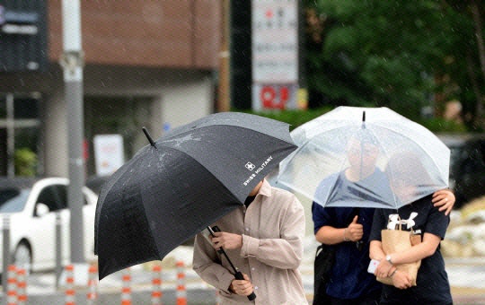 출근길 우산 챙기세요… 대전·세종·충남 장맛비 최대 60㎜