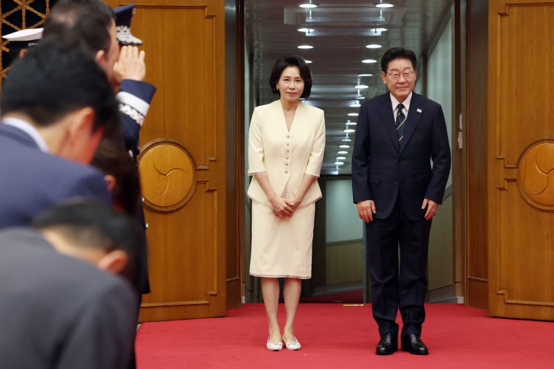 李 대통령, 잠수함 수주전 고배 "K-방산의 담대한 도전은 계속"