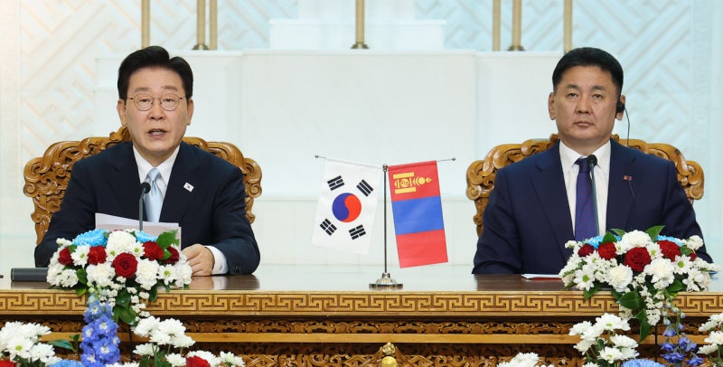 李, 몽골 최대명절 '<b>나담축제</b>' 첫 주빈 참석…국빈 방문 마무리