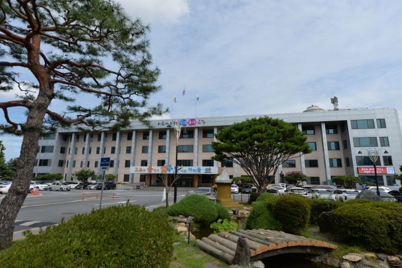 [속보] "시험지 더럽다"며 초등생이 담임<b>교사</b> 머리채 잡아… 교장도 피...