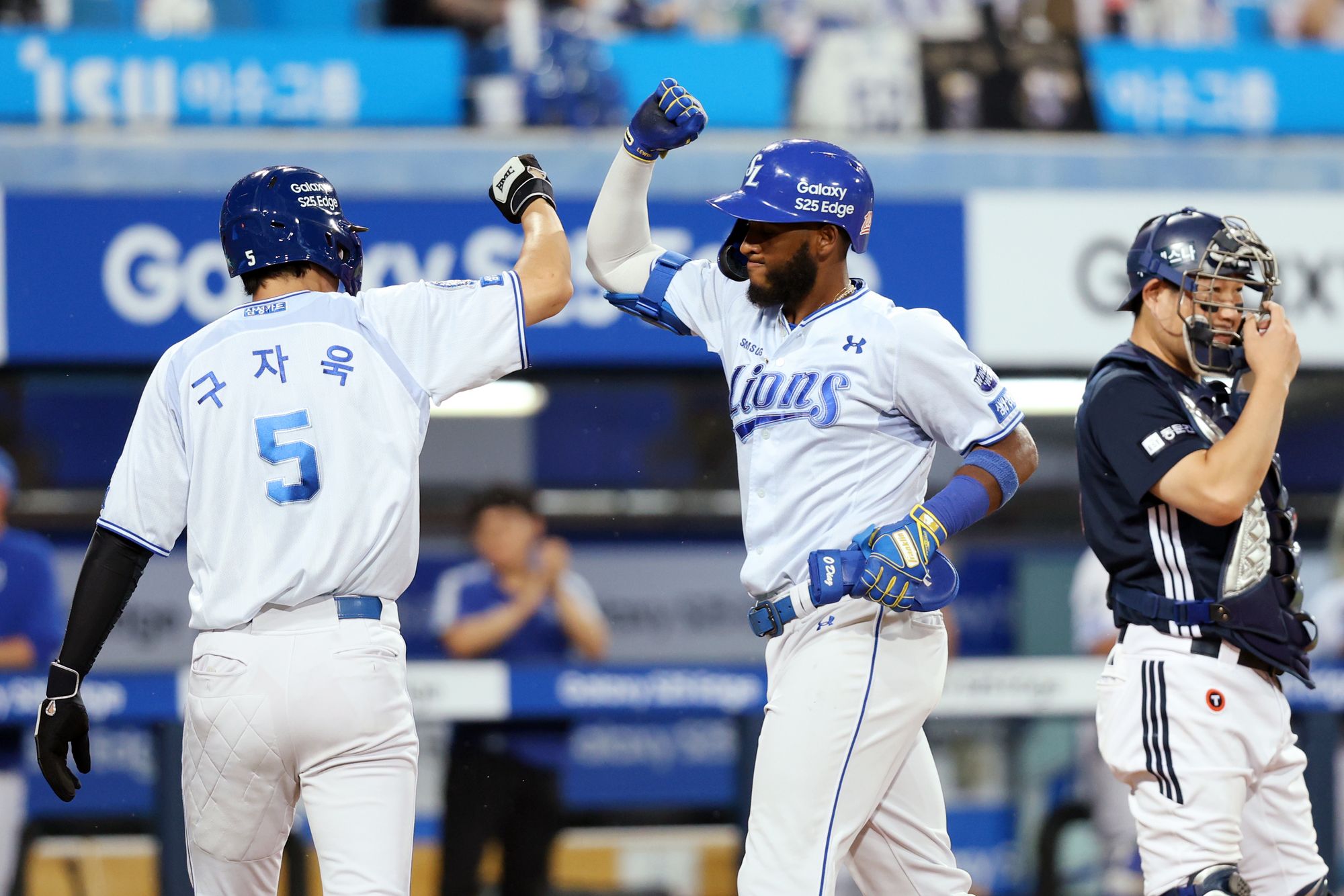 병살타 3개, 하지만 홈런 2방…2연승 삼성라이온즈, <b>디아즈</b> 맹<b>활약</b>