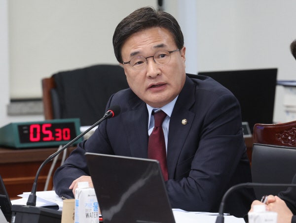 與, <b>헌법재판관 인사청문회 불참</b> 결정…野 단독 진행할 듯