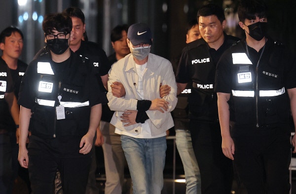 도주 후 잡힌 <b>삼부토건 주가조작</b> ‘키맨’ 이기훈 구속 기소