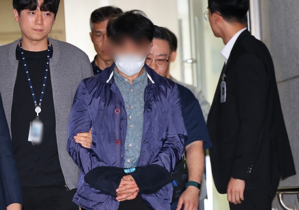 '<b>순직</b> <b>해경</b>' 파출소 당직팀장 구속…법원 "증거인멸 우려"