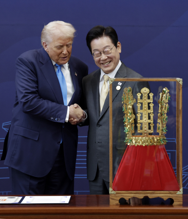 yVz؍{Agvđ哝̂ɋ̊pӂ@29Ɏ]k [10/28]  [}Ӂ]->摜>7 