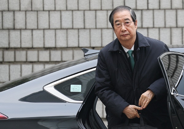 <b>한덕수</b> “尹 <b>계엄</b>선포 <b>만류</b>해” 재차 주장…위증 혐의는 인정