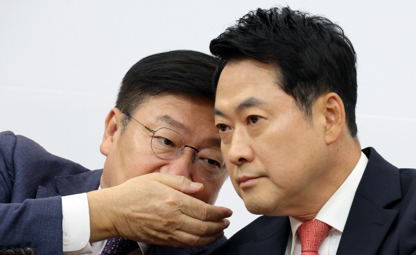 국힘, 오늘 의원총회…한동훈 복당·장동혁 거취 논의 전망