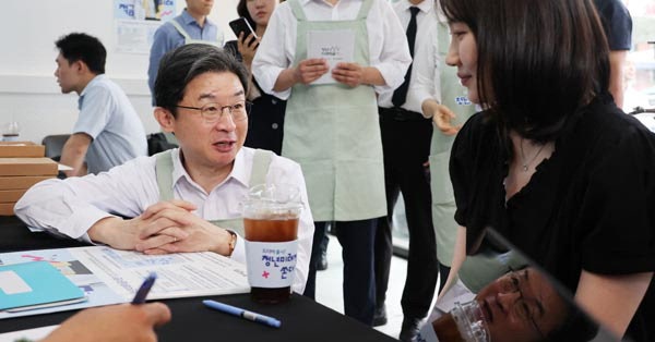최고 연 19.4% 금리 효과…은행권, 청년미래적금 유치전