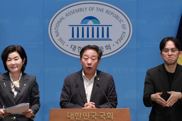 [속보] 국힘, 한성숙 인사청문보고서 채택에 "의회폭거·충성보고서"
