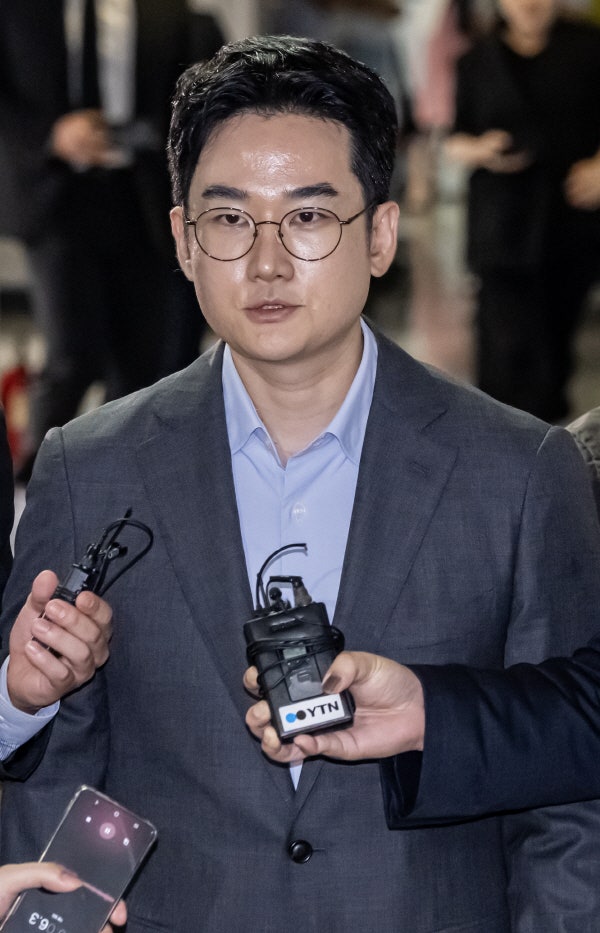 자작극 인정하고도 완주한 정이한 논란에 투표권 강탈 논란 재점화