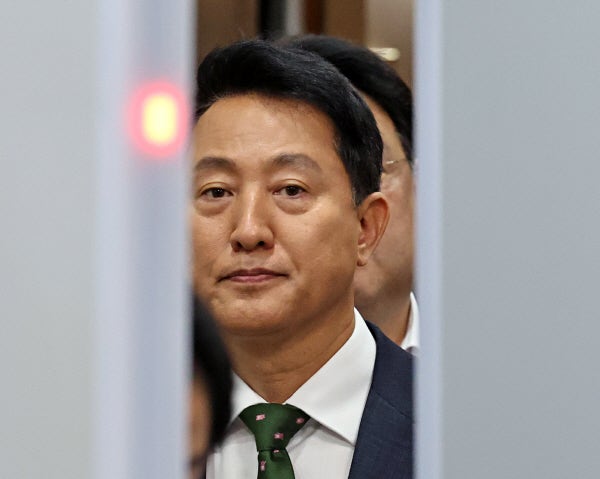 ‘명태균 여론조사 의혹’ 오세훈, 尹과 동일재판부서 2심