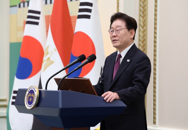 李<b>대통령</b> “우리 말과 글의 힘이 곧 대한민국의 경쟁력”