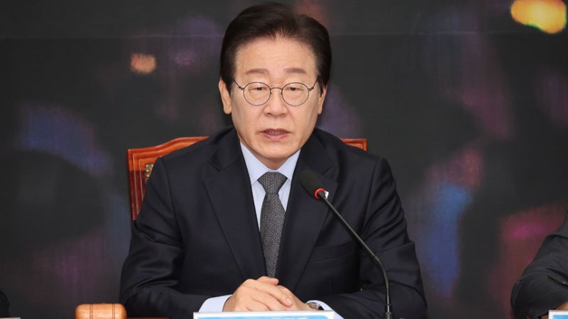<b>이재명</b>, 해병대 <b>박정훈 대령 무죄</b>에 "진실은 반드시 승리"