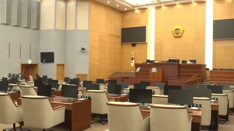 이명연·김대중 도의원, 13대 전반기 도의장 출마 선언