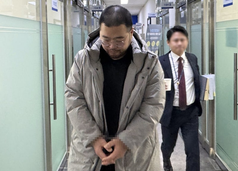 수천만 원 뇌물 받고 도주..<b>최영환 광주시의원</b> 공항서 체포