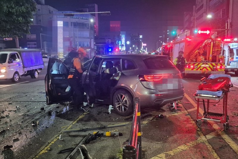"휴가 나온 軍 아들 마중가다가.." <b>무면허</b> <b>음주</b>차량에 숨진 60대 여성