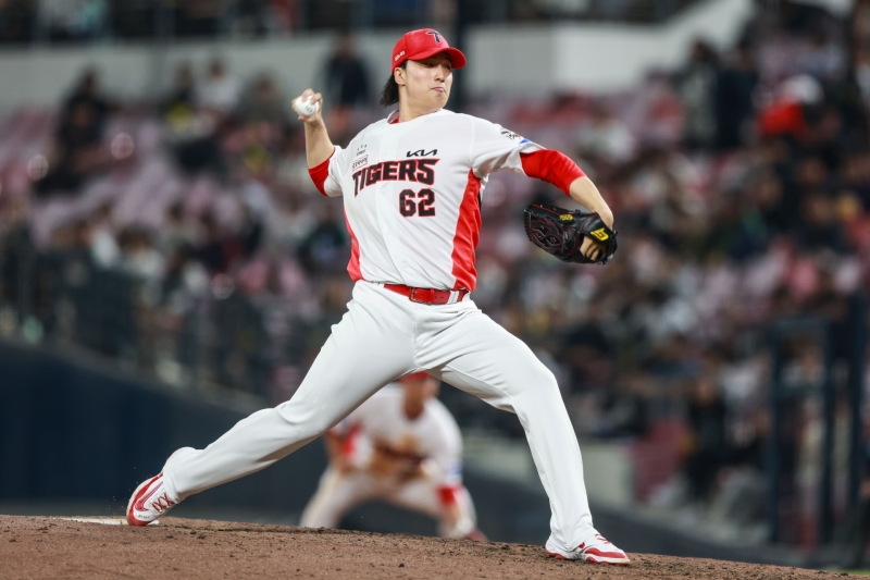 김도현 호투·<b>김도영</b> 맹타..<b>KIA</b>, <b>롯데</b>에 4대 1 승리