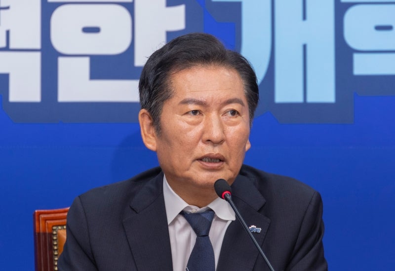 <b>정청래</b>, 5·18묘지 참배→무안 <b>수해</b> 현장 간담회