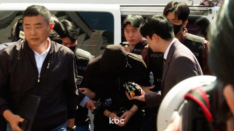 ▲ 영장실질심사 출석하는 '여고생 살해' 피의자