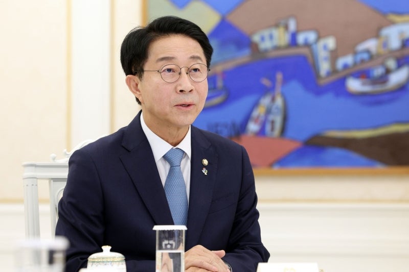 조정식 국회의장, 강태웅 비서실장 등 의장실 인선 완료