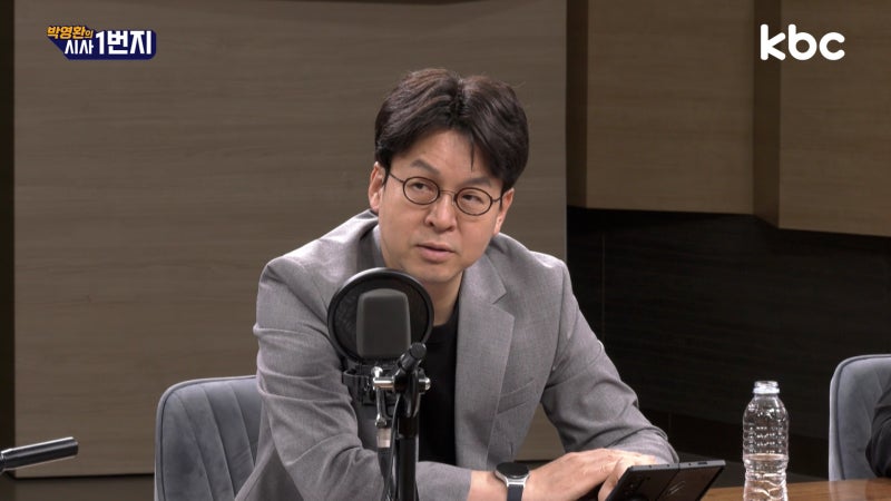 "정청래 대표는 이재명 대통령의 눈밖에...명청 갈등 대전쟁 예고"[박영환의 시사1번지]