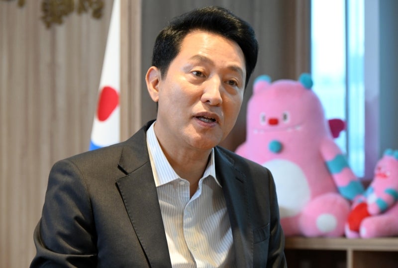 오세훈 "尹 지지세력과 관계 유지…결별대상은 尹의 잘못된 판단"