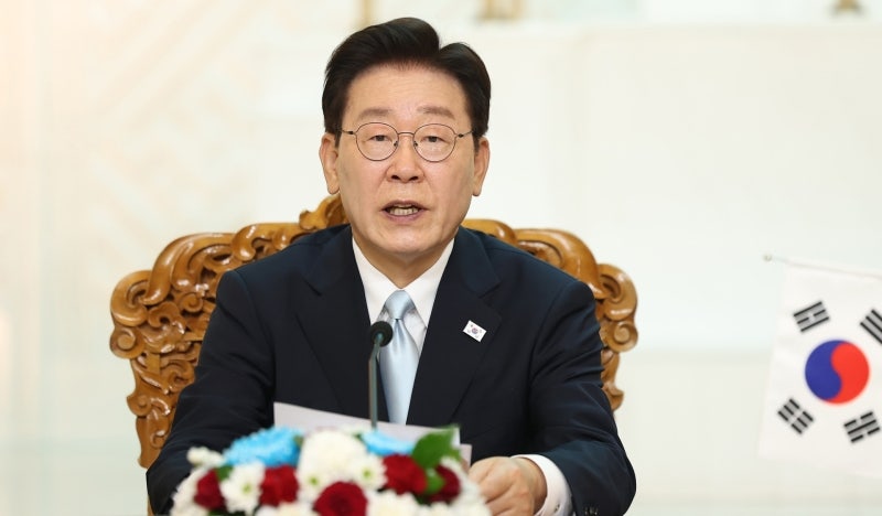 李대통령 지지율 1%p 하락해 53%…광주·전라 75%, 대구·경북 41%