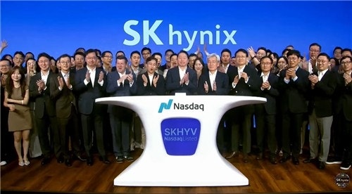 SK하이닉스, 미국 나스닥 시장 전격 입성...ADR 상장으로 40조 원 조달
