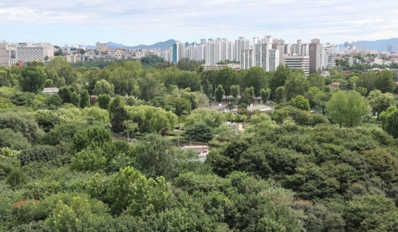 [속보]<b>국토장관</b> "용산공원 전체 <b>주택공급</b> 검토…20일 오세훈 시장 면담...