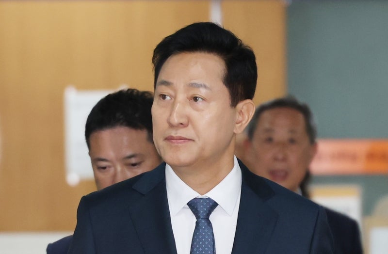 '명태균 여론조사 대납' <b>오세훈</b> 시장직 운명은?...2일 2심 마무리