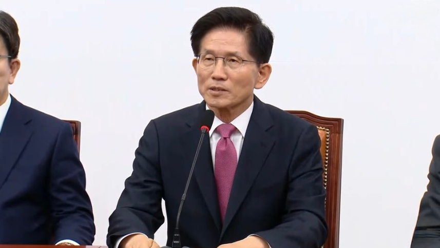 金文殊の前雇用労動部長官が 9日午前ソウル汝矣島国会で持ったグックミンウィヒム指導部との面談で発言している. (グックミンウィヒム)