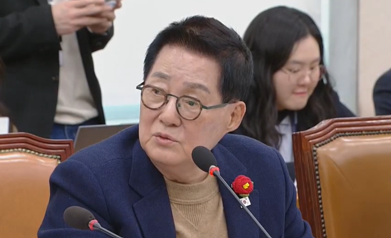 민주당, 지지율마저 국민의힘에 역전"…박지원, 정청래 지도부에 '사퇴.불출마' 직격탄