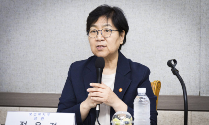 기초연금 손질 나선 정부… 저소득층 더 받고 지급액 차등  검토