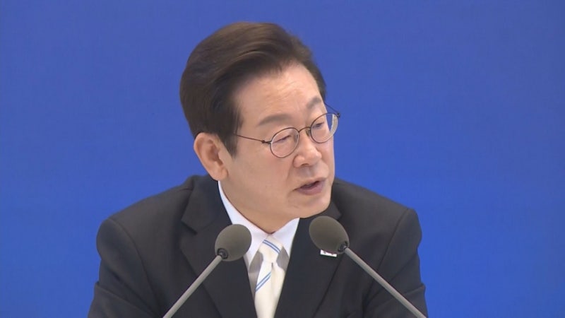 李대통령 "요즘 세상에 압력 넣는다고 기업 오겠나.. 구태적 생각"